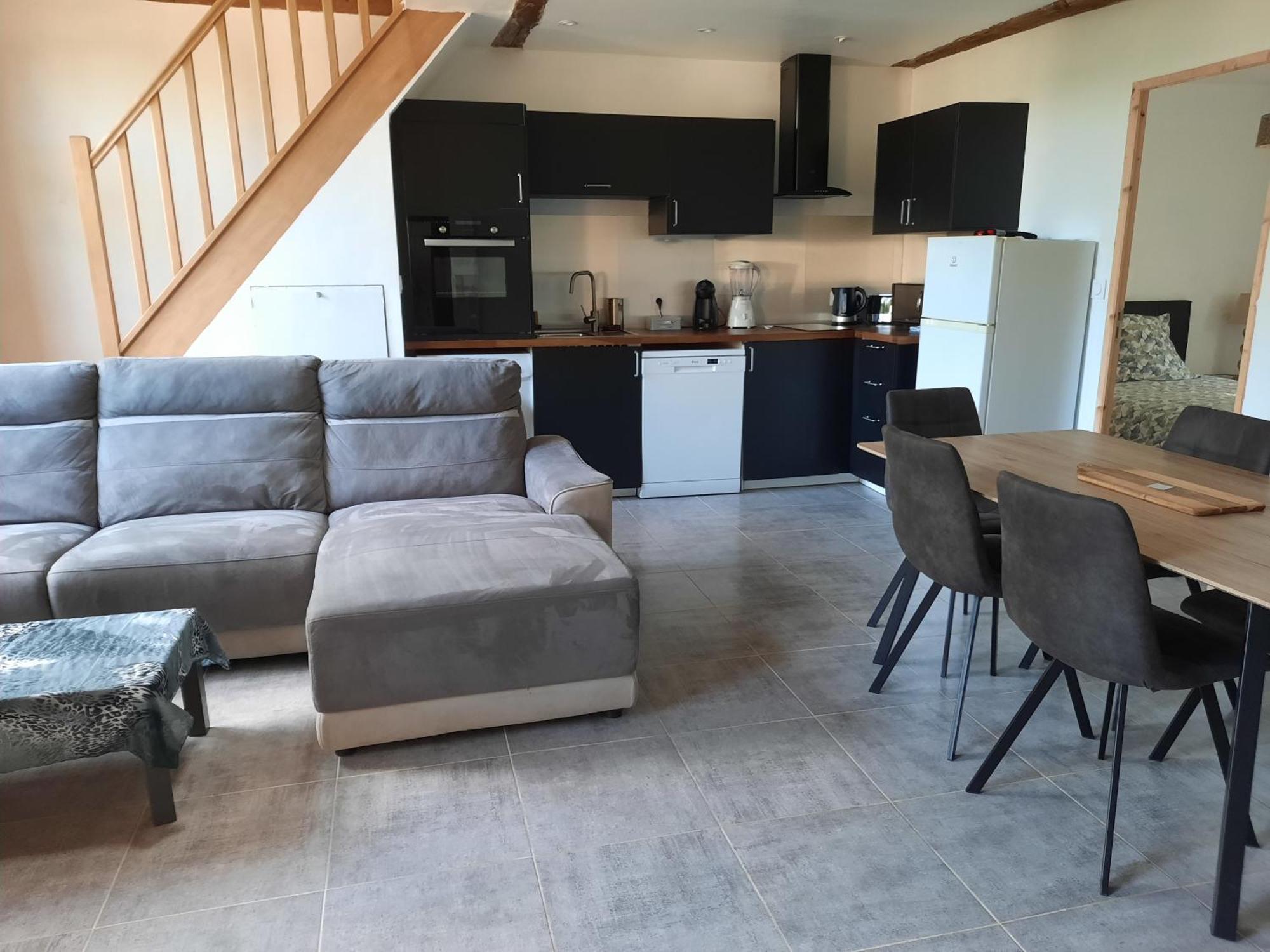 Chez Line Et Pierre: Appartement Spacieux, Lumineux Et Equipe La Bastide-de-Sérou Exterior foto